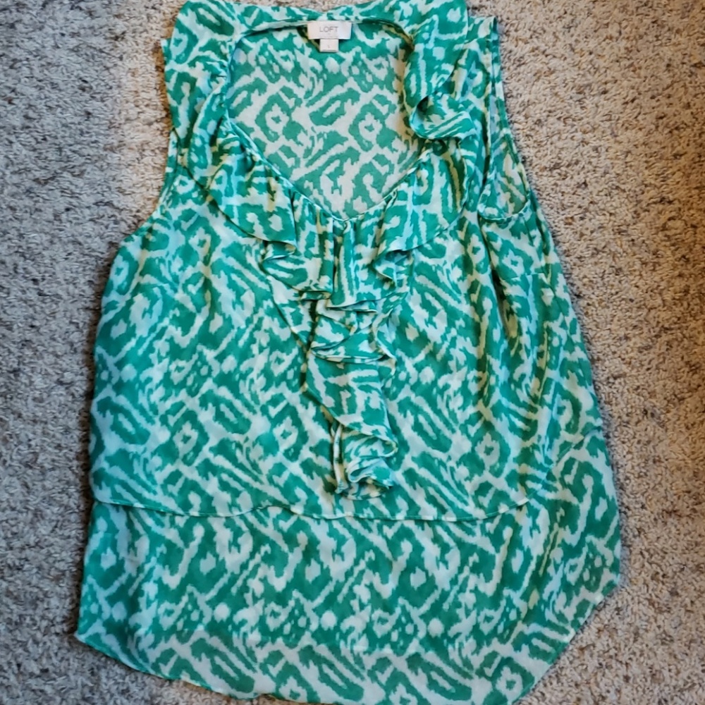 ❤3 for $20 ❤ LOFT ruffle tank